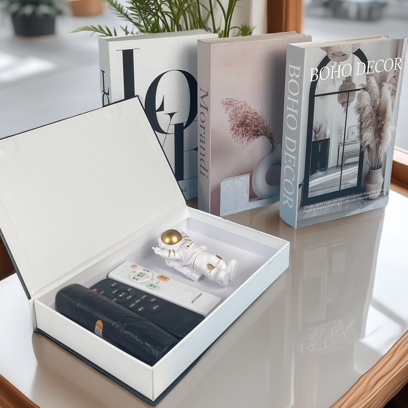 Open Fake Book Storage Box Lux - Interior Design Yearbook recensione e prezzo