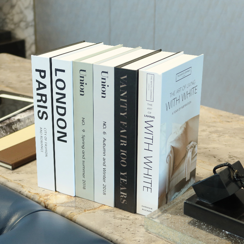 Coffee Cup Decorative Books Fa - Interior Design Yearbook recensione e prezzo